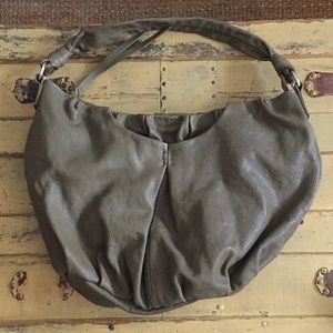 NWOT AVA ROSE BOHO OLIVE 💯% LEATHER SHOULD BAG OS